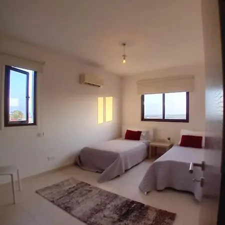 Spacious With Pool Apartment *