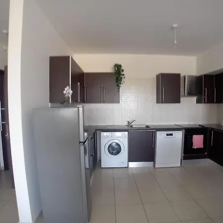 Apartment Spacious With Pool