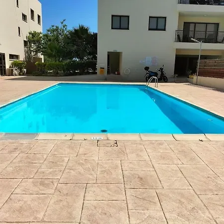 Spacious With Pool * 라르나카